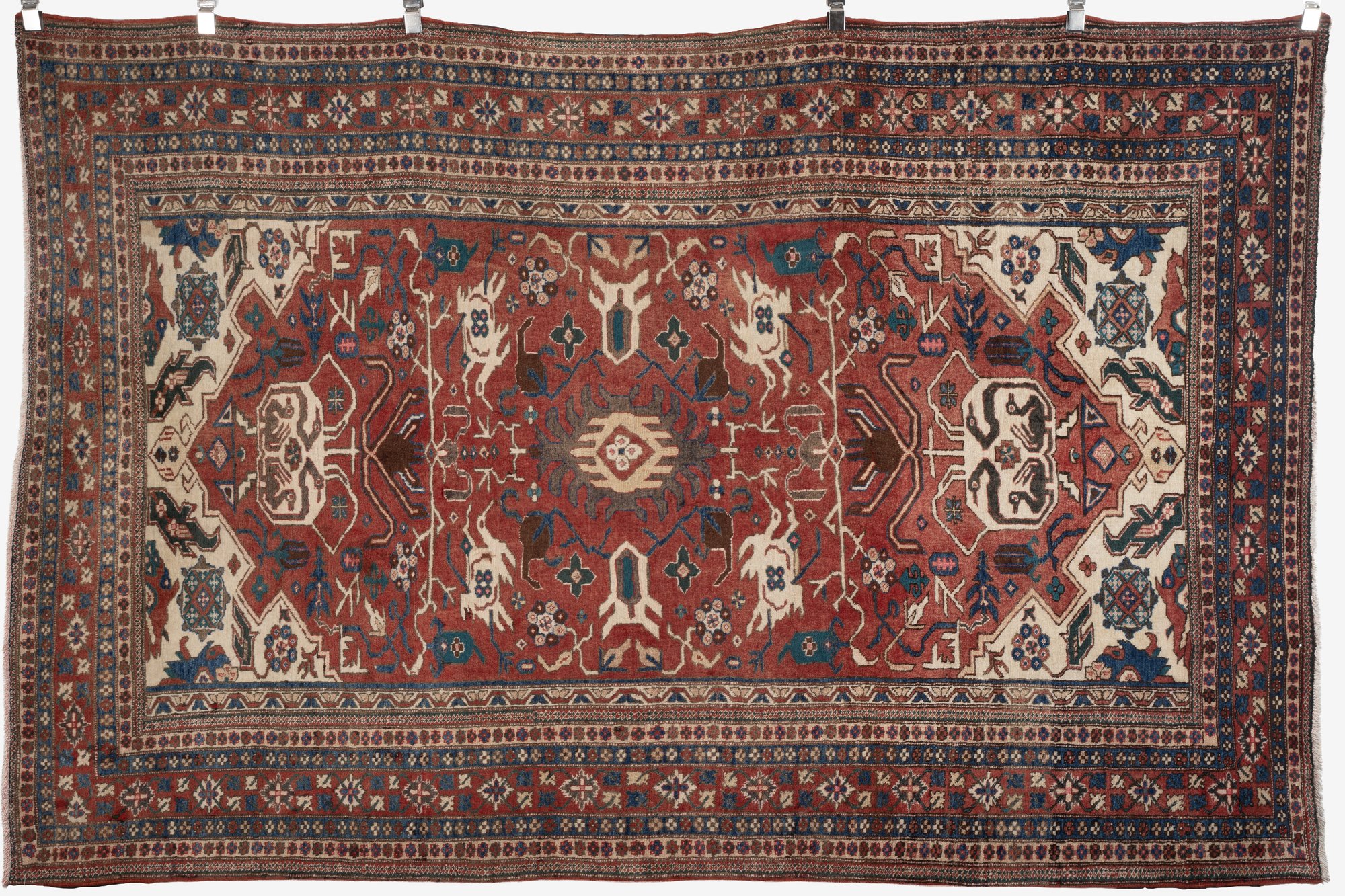 Naghshe Ghalat  010 — full rug